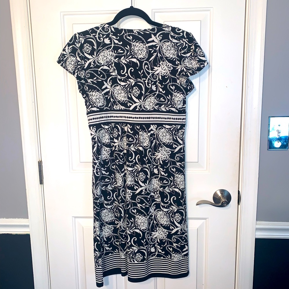 Dress - Picture 4 of 4
